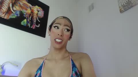 Snapshot of putinna chatting on 02.22.26 Pau Manchita online show from 02.22.26