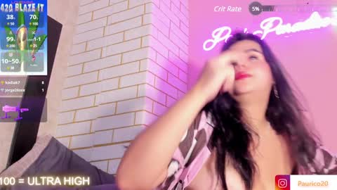 Snapshot of putipaula2 chatting on 12.14.24 Pau online show from 12.14.24