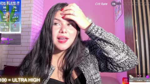 Snapshot of putipaula2 chatting on 12.17.24 Pau online show from 12.17.24