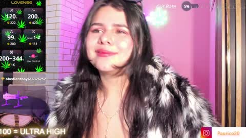 Snapshot of putipaula2 chatting on 01.24.25 Pau online show from 01.24.25