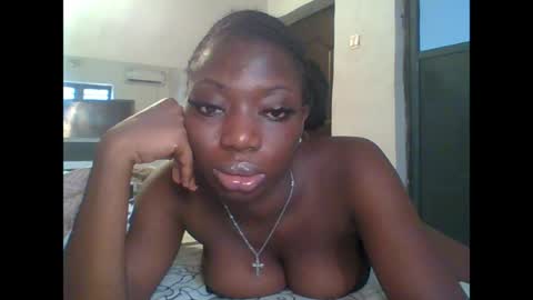 Snapshot of pweedy_ora chatting on 07.18.26 ora online show from 07.18.26