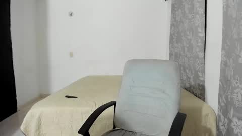 Snapshot of pyke_cum chatting on 01.19.25 pyke_cum online show from 01.19.25