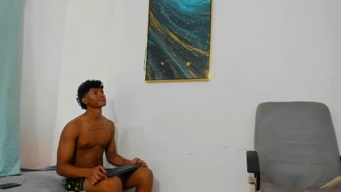 Snapshot of pyke_cum chatting on 02.06.25 pyke_cum online show from 02.06.25