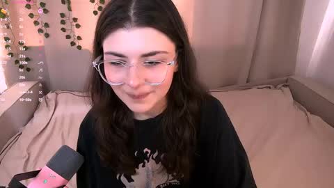 Snapshot of pyro_flerrr chatting on 06.03.26 Ava online show from 06.03.26