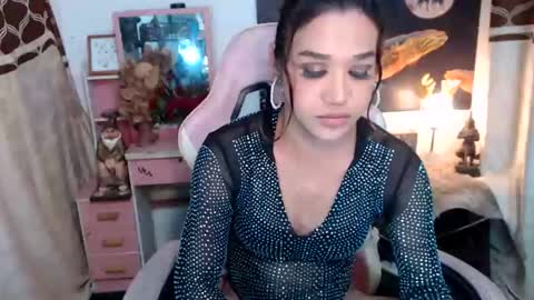 Queen Agatha online show from 11.03.25