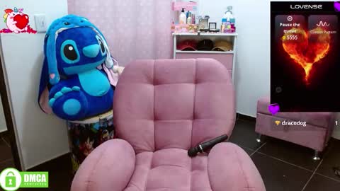 Snapshot of qadesh_boix chatting on 11.12.25 qadesh_boix online show from 11.12.25