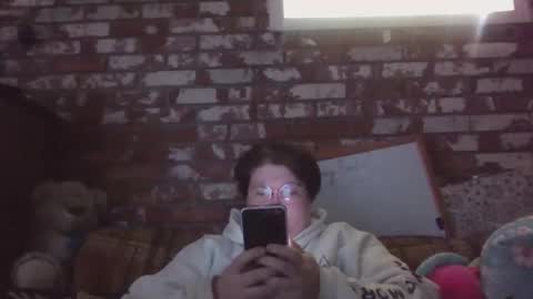 Br4tty Bunny online show from 12.16.25