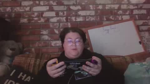 Br4tty Bunny online show from 12.18.25