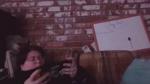 Br4tty Bunny online show from 12.20.25