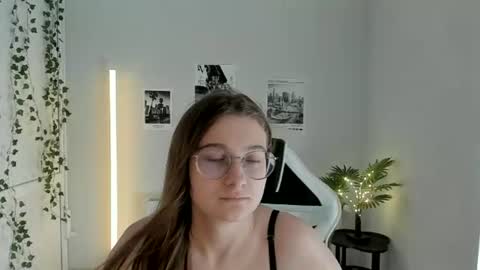 Amelie online show from 07.04.26