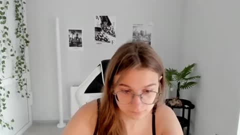 Amelie online show from 07.11.26