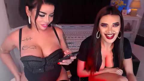 Snapshot of queen_destroyerx chatting on 12.20.24 MAGDA online show from 12.20.24