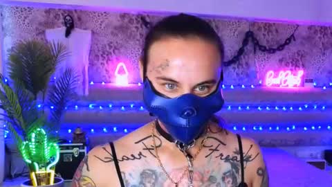 Queen Freak online show from 09.26.25