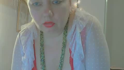 queen_jane8 online show from 12.24.24