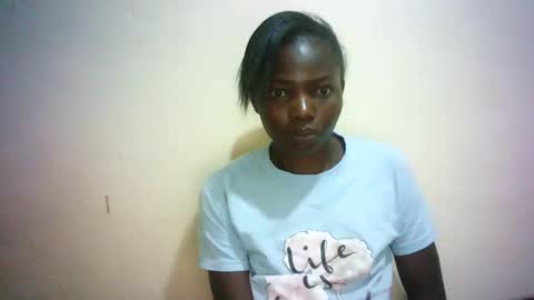 Snapshot of queen_joan chatting on 02.24.25 queen_joan online show from 02.24.25