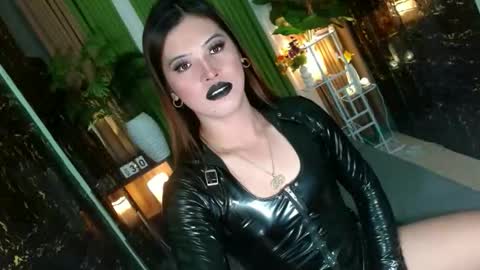 Kendal  online here from 6am-3pm philippine time online show from 11.29.25