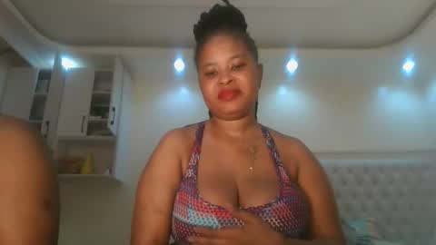 Snapshot of queen_kikih chatting on 05.11.26 Queen kikih online show from 05.11.26