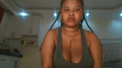 Snapshot of queen_kikih chatting on 05.20.26 Queen kikih online show from 05.20.26