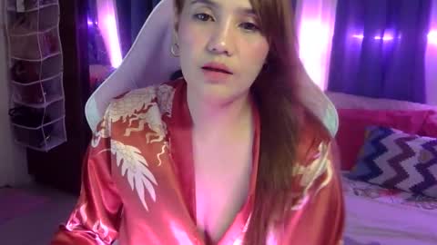 QueenHennessy online show from 09.11.25