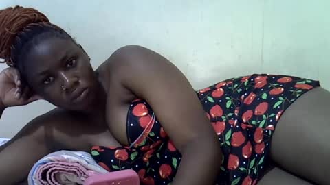 queen_leilla online show from 06.30.26