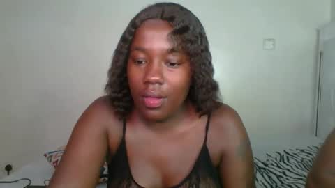queen_mira online show from 09.11.25
