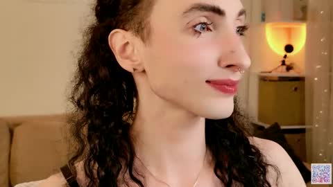 Snapshot of queen_of_tease chatting on 02.19.26 queen_of_tease online show from 02.19.26