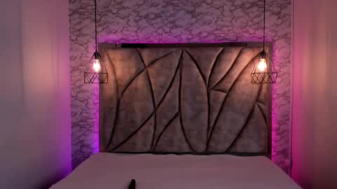 Snapshot of queen_perla_ chatting on 01.30.25 online show from 01.30.25