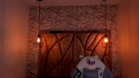 Snapshot of queen_perla_ chatting on 02.06.25 online show from 02.06.25