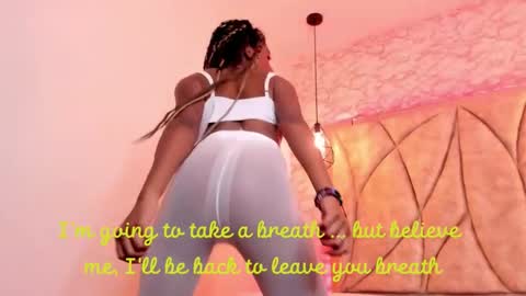 Snapshot of queen_perla_ chatting on 02.21.25 online show from 02.21.25