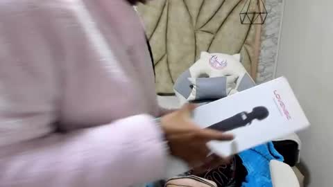 Snapshot of queen_perla_ chatting on 03.09.25 online show from 03.09.25