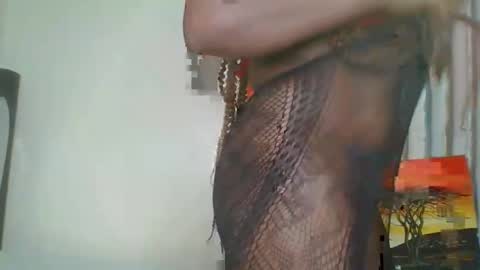 queen online show from 04.15.26