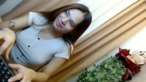CALL ME YOUR QUEEN AIVY1 online show from 07.02.26