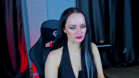 Snapshot of queenaliss chatting on 12.05.24 Your world and the universe Aliss online show from 12.05.24