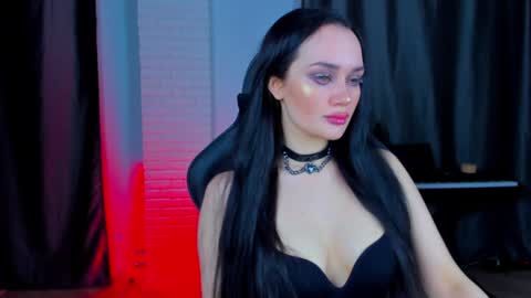 Snapshot of queenaliss chatting on 02.01.25 Your world and the universe Aliss online show from 02.01.25