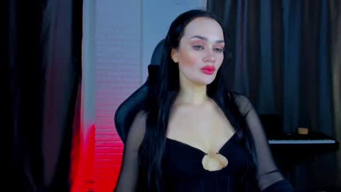 Snapshot of queenaliss chatting on 02.04.25 Your world and the universe Aliss online show from 02.04.25