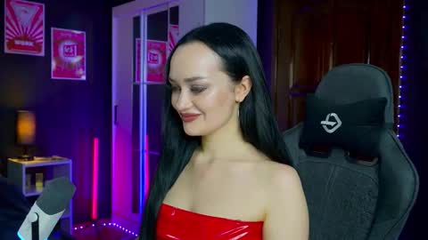 Snapshot of queenaliss chatting on 10.22.25 Your world and the universe Aliss online show from 10.22.25