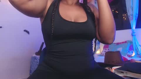 Snapshot of queenalya_ chatting on 11.01.25 Ahlya online show from 11.01.25