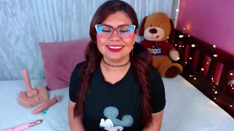 Snapshot of queenamazon_ chatting on 10.28.25 Queenamazon online show from 10.28.25