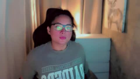 Snapshot of queenarthalia chatting on 10.22.25 ARTHA online show from 10.22.25