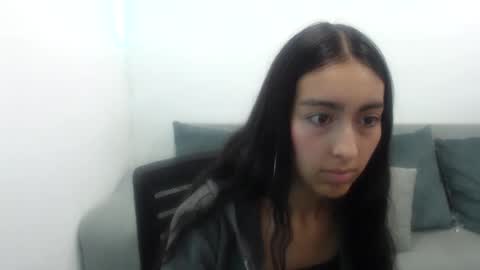 Snapshot of queenbyte_18 chatting on 10.28.25 queenbyte_18 online show from 10.28.25