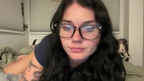 Snapshot of queencassidyy chatting on 05.12.26 Cassidy online show from 05.12.26