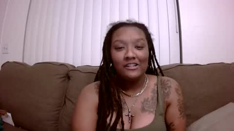 Queen Chief online show from 11.28.25