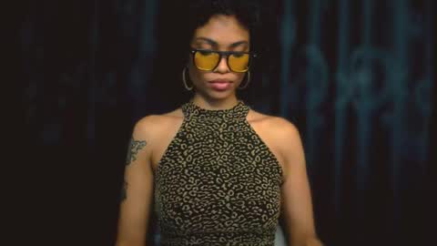 Sweet Goddess online show from 11.21.25