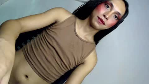 just call me QUEEN and ill be there online show from 02.20.25