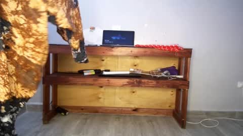 Nina online show from 10.27.25