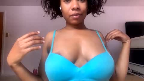 Kourtney online show from 10.24.25