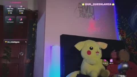 Snapshot of queenlamia chatting on 02.16.25  Taurus online show from 02.16.25