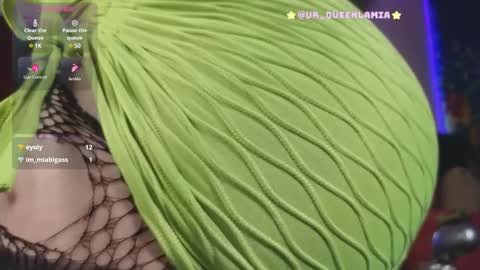 Snapshot of queenlamia chatting on 02.16.25  Taurus online show from 02.16.25