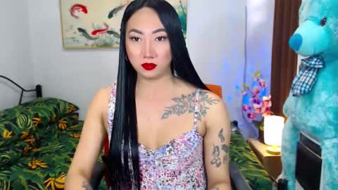 Snapshot of queenmistressts chatting on 02.02.25 QUEEN online show from 02.02.25