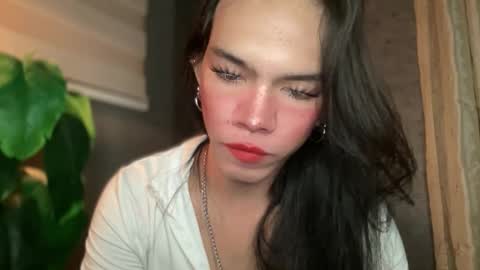 QUEEN online show from 04.16.26